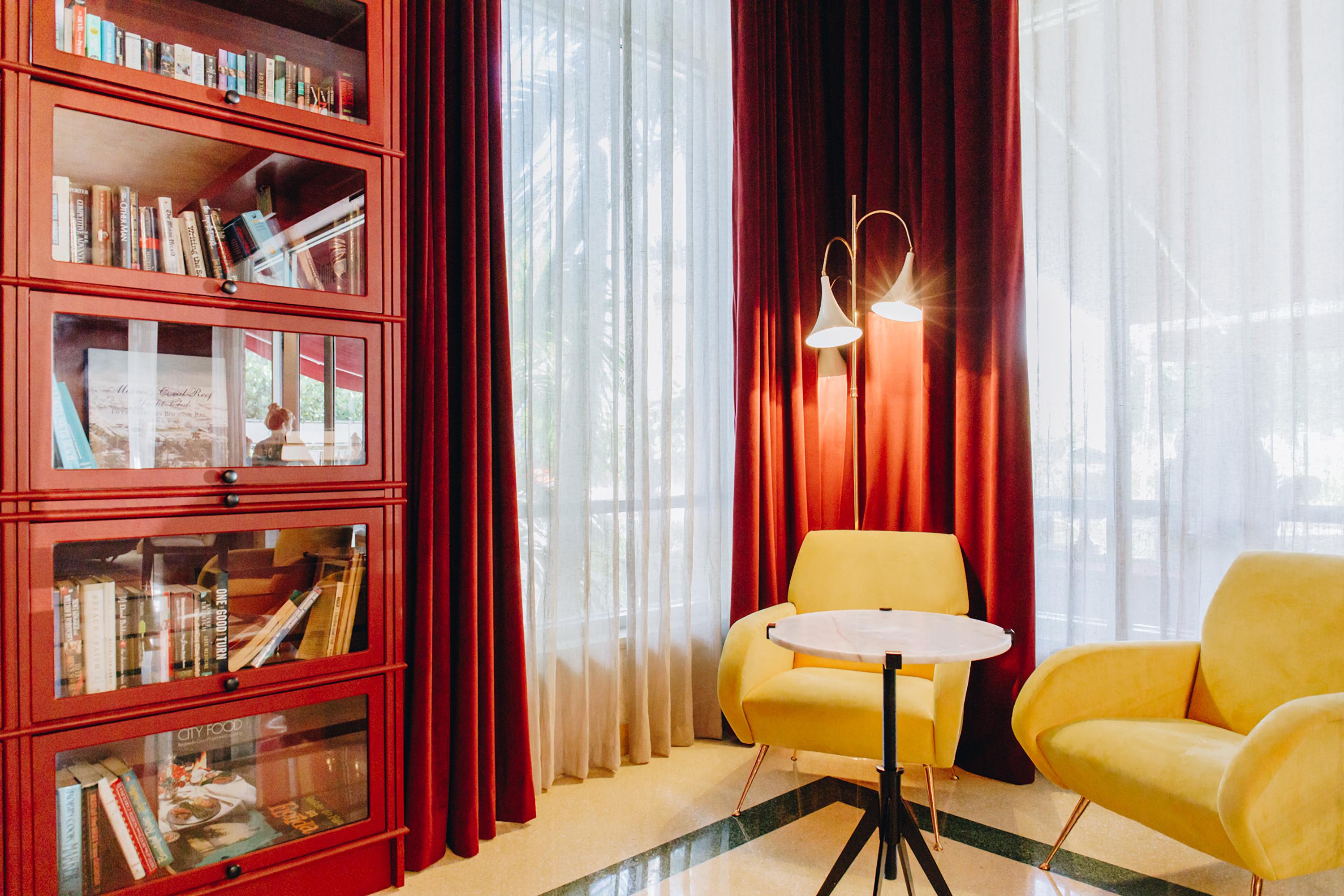 Crest Hotel Suites Маямі-Біч Екстер'єр фото