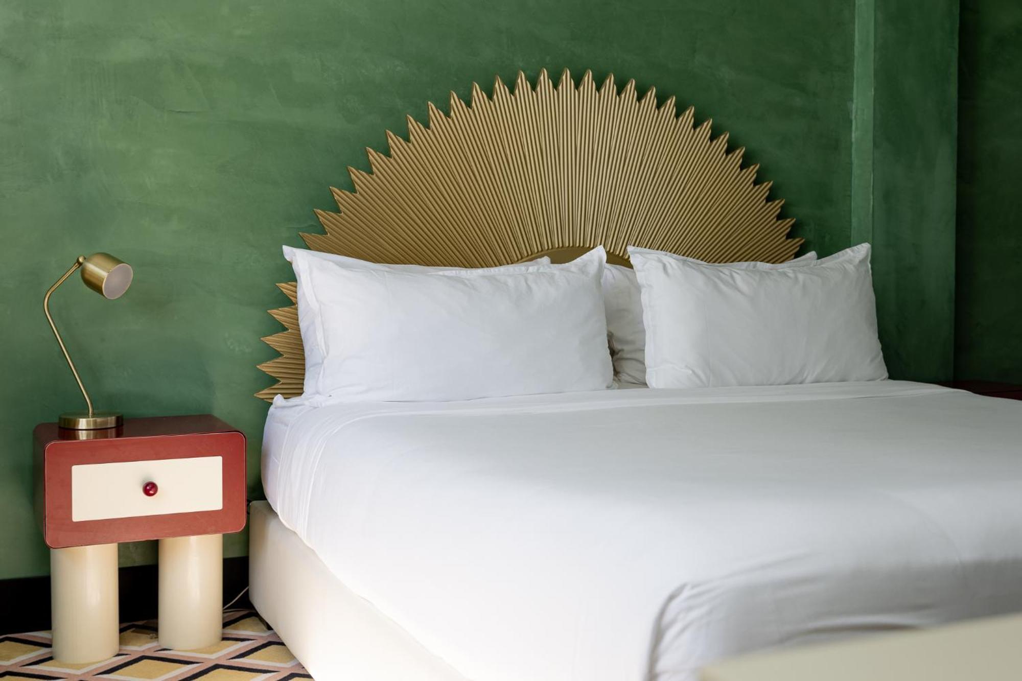 Crest Hotel Suites Маямі-Біч Екстер'єр фото