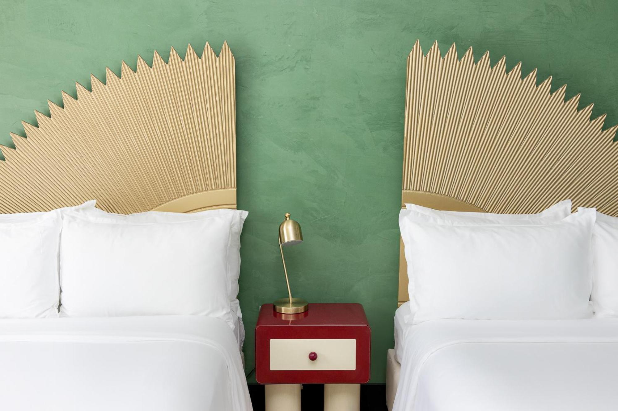 Crest Hotel Suites Маямі-Біч Екстер'єр фото