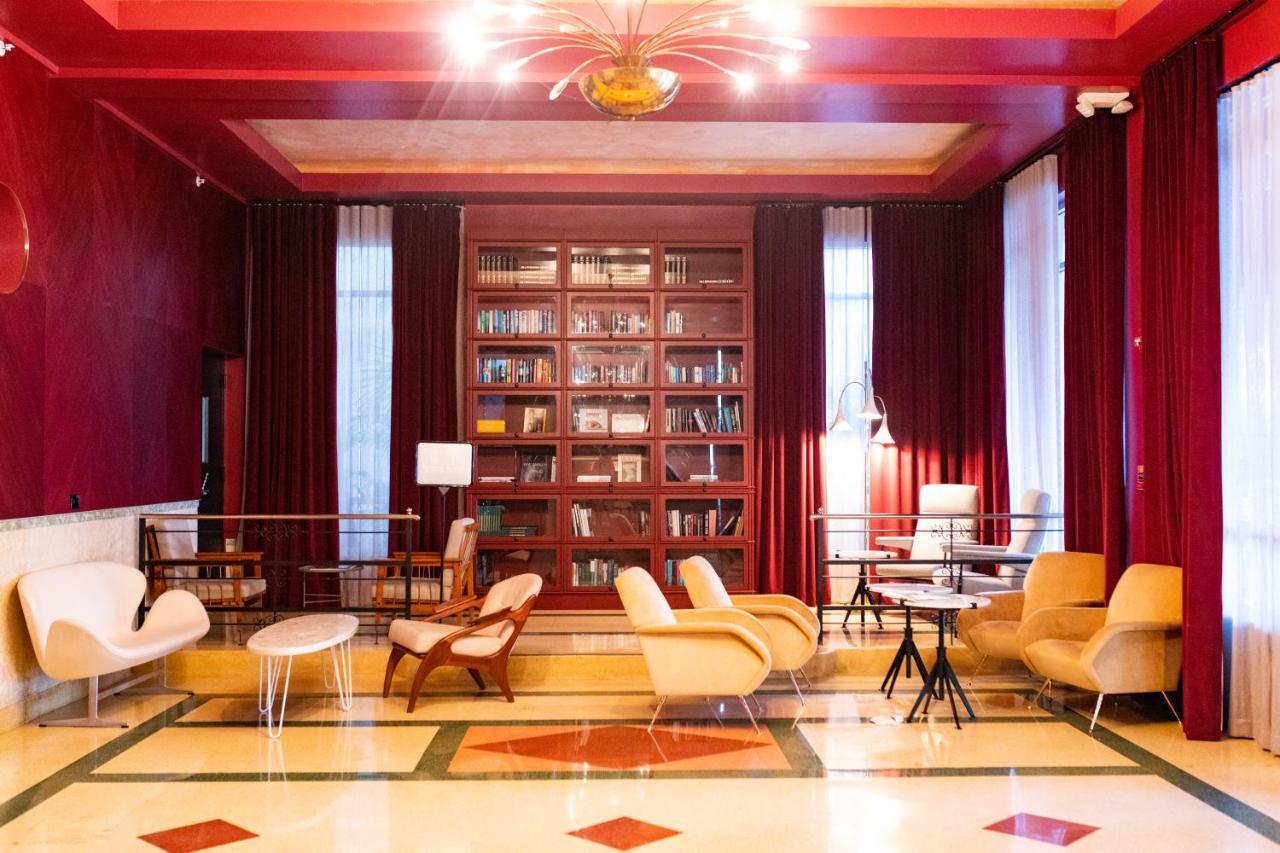 Crest Hotel Suites Маямі-Біч Екстер'єр фото