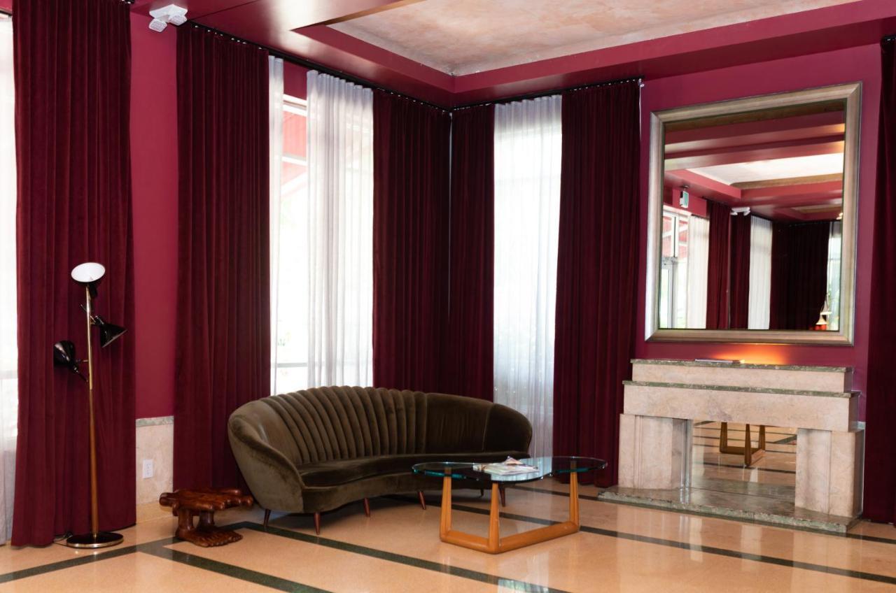 Crest Hotel Suites Маямі-Біч Екстер'єр фото