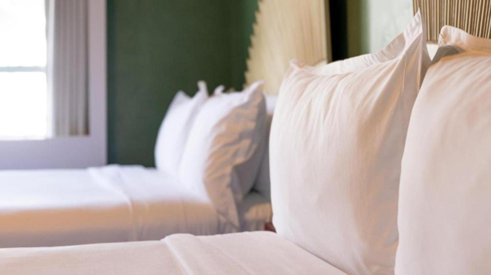 Crest Hotel Suites Маямі-Біч Екстер'єр фото